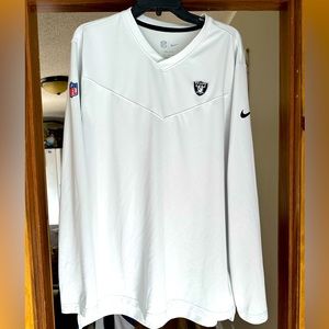 NIKE DRIFIT NFL LAS VEGAS RAIDERS PULLOVER SIZE XL